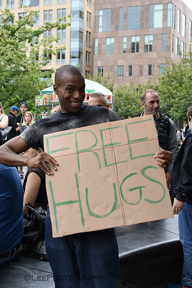 Free Hugs